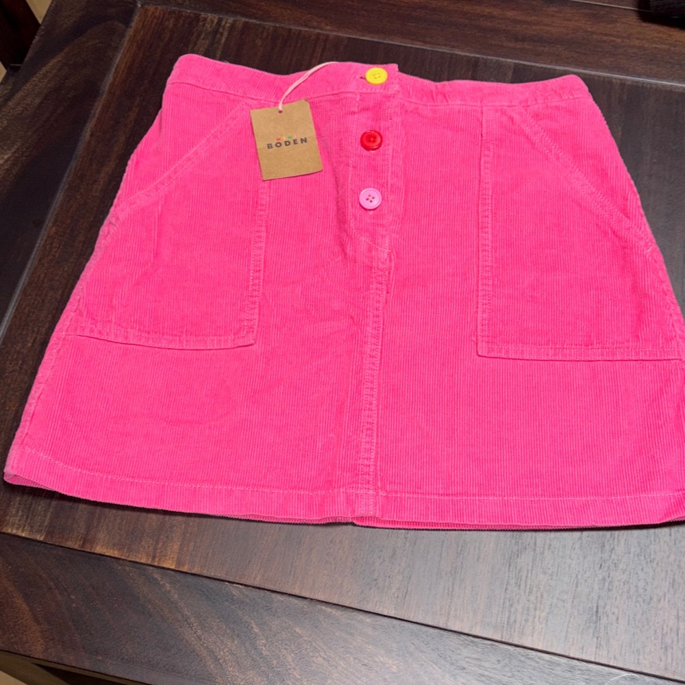 MINI BODEN Girls skirt, NWT.